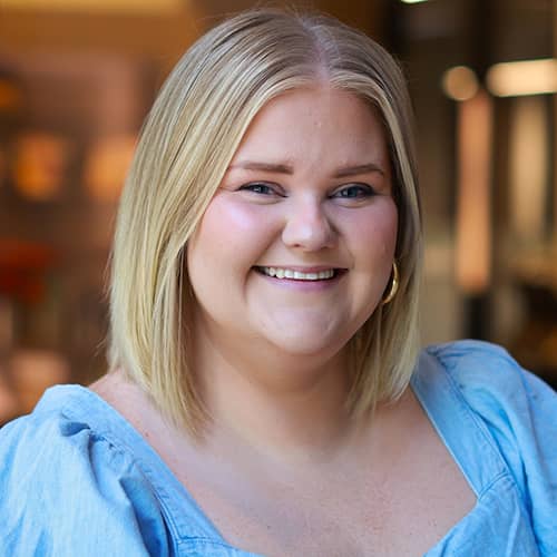 500x500 employee emma mktg